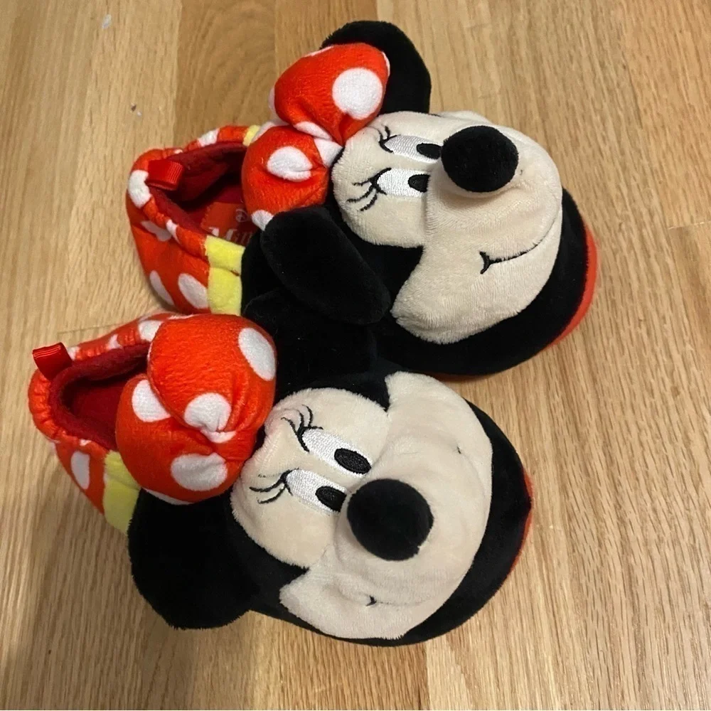 Disney Minnie Mouse Plush Slippers Sz 11/12 Red Black Polka Dot 3D  Box KB